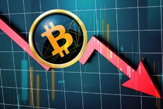 Crypto Market Shakes: Analyst Expects