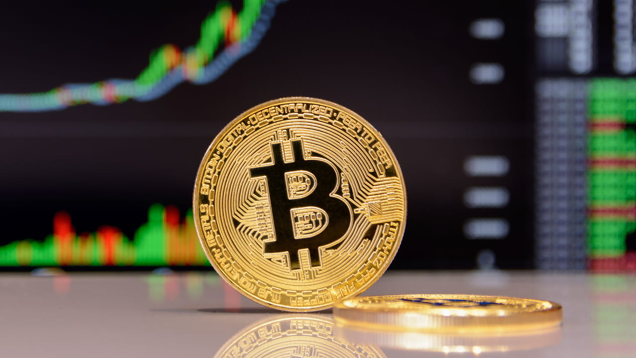 Bitcoin’s Influence on Cryptocurrency Markets