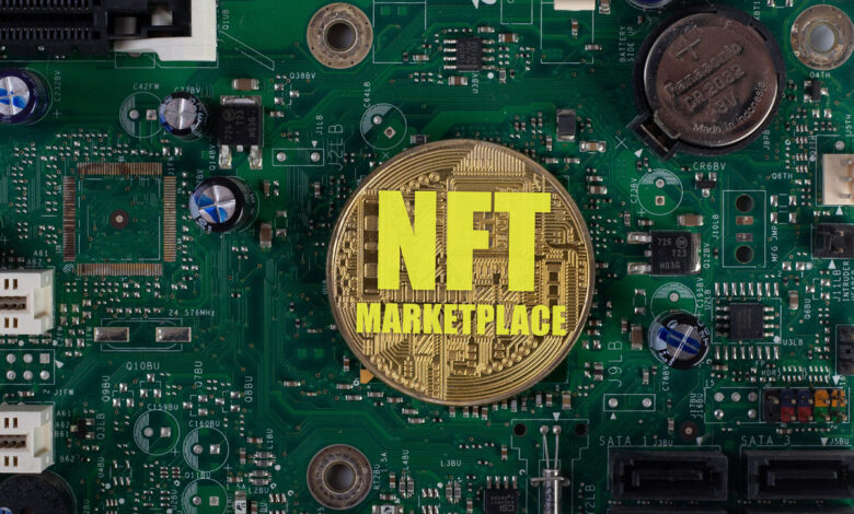 how nft marketplace works